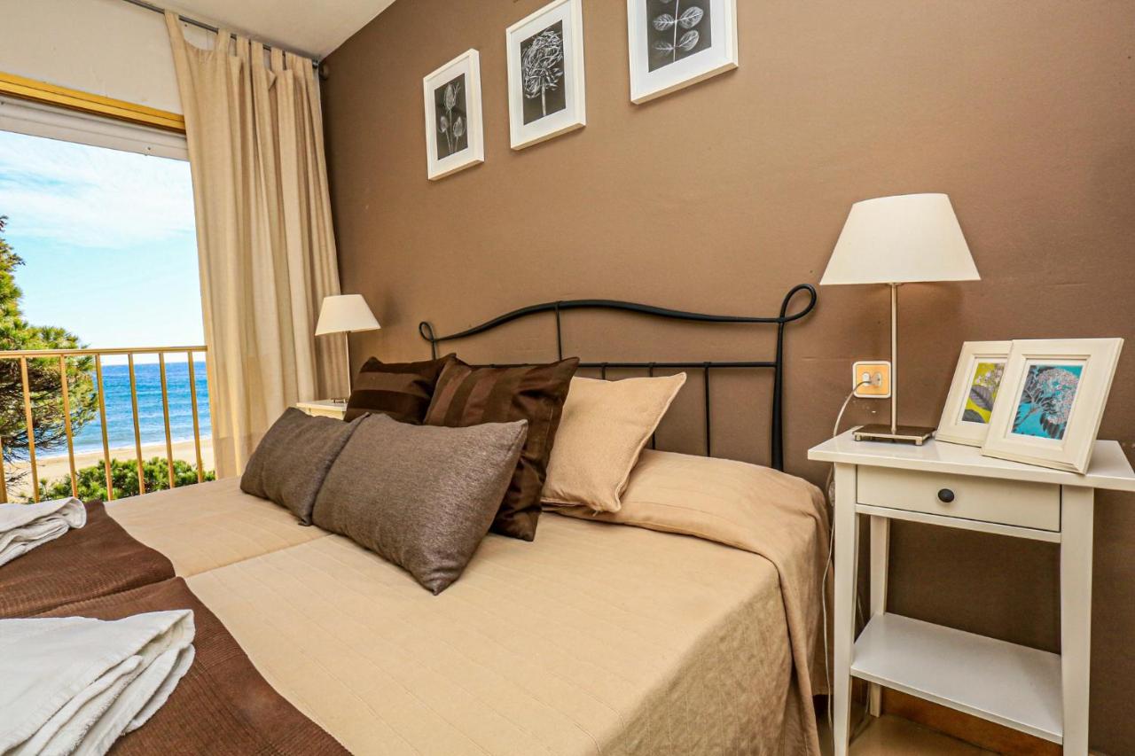 Playmar Litoral Costa Dorada - Only Families Apartment Cambrils Exterior photo